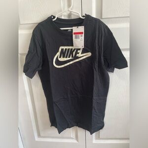 Nike kids shirt